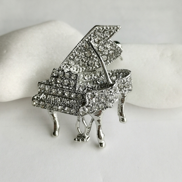 Crystal silver tone piano brooch pin NEW - Picture 5 of 5